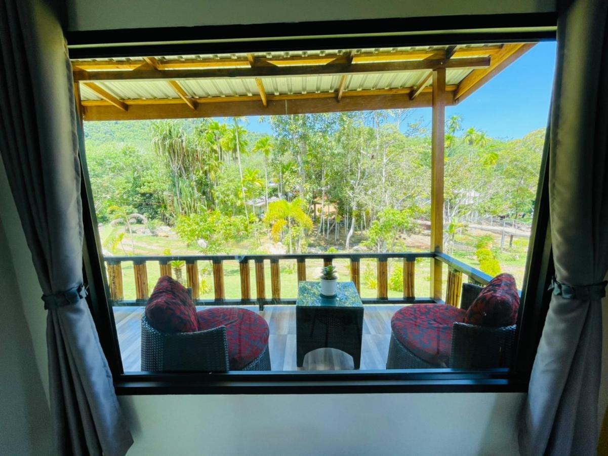 Phurin Thara Resort Koh Lanta Bagian luar foto
