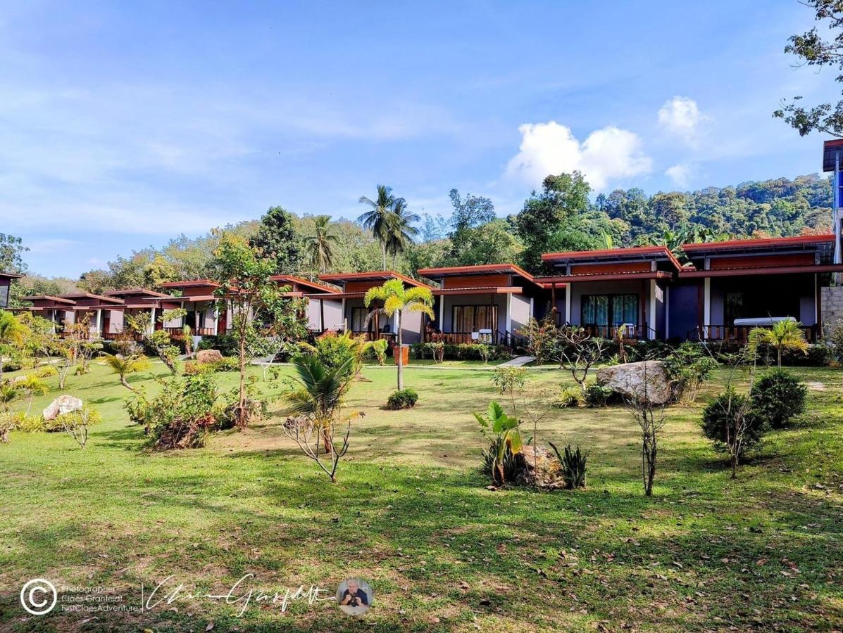 Phurin Thara Resort Koh Lanta Bagian luar foto
