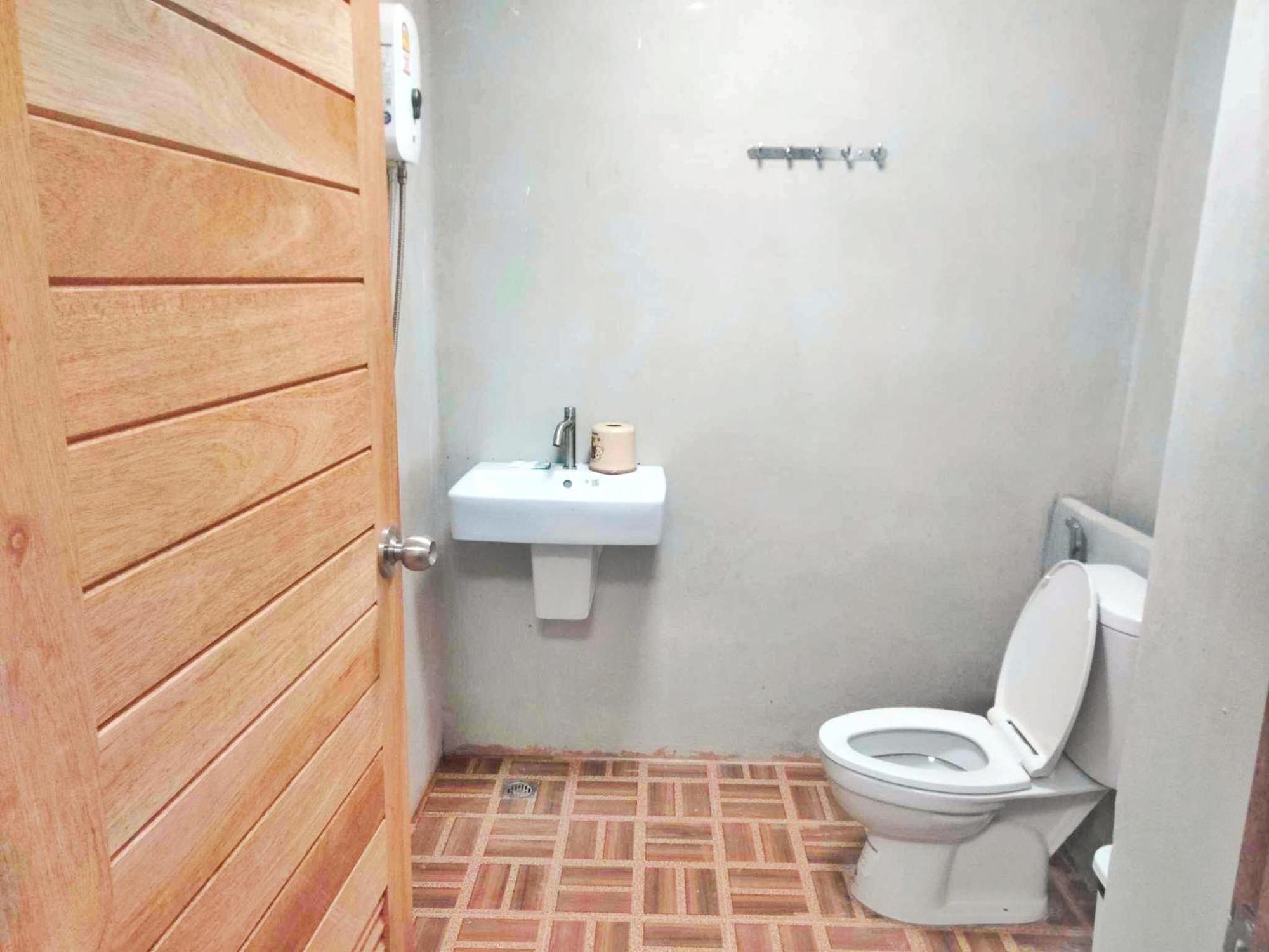 Phurin Thara Resort Koh Lanta Bagian luar foto